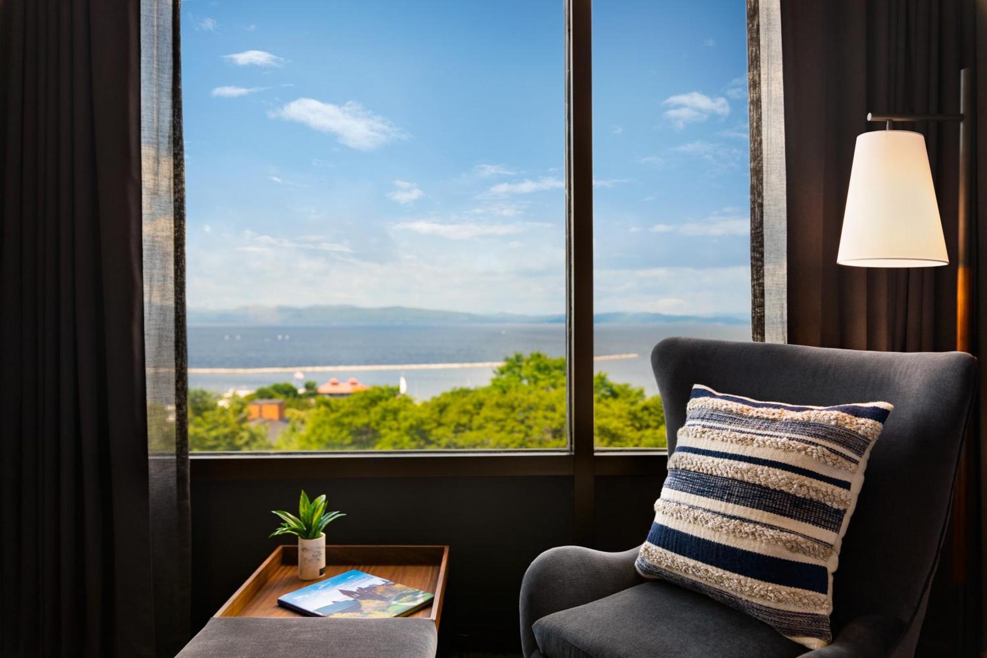 Hotel Champlain Burlington, Curio Collection By Hilton الغرفة الصورة